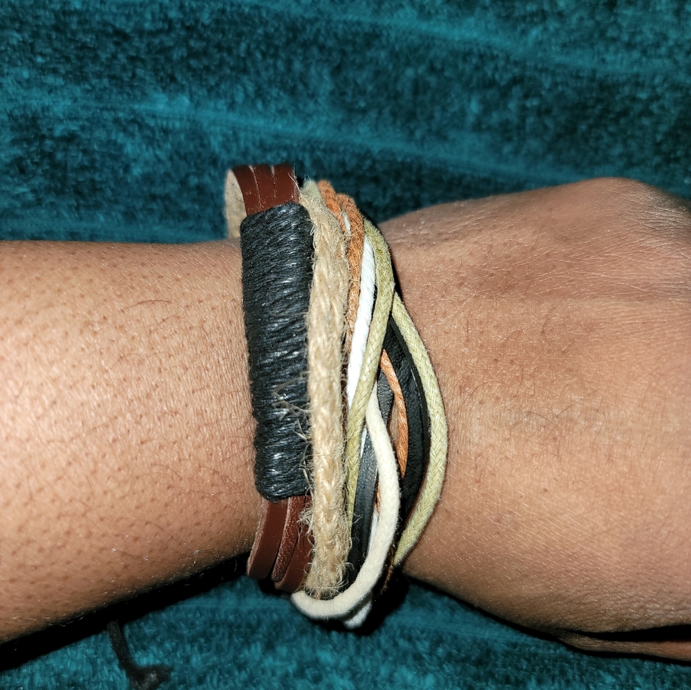bracelet